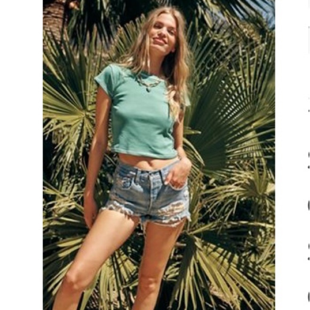 Free People Levi's High-Rise Light Blue Distressed Jean Shorts - Picture 2 of 12